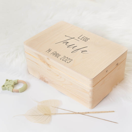 Erinnerungskiste Taufe mit Wunschnamen Druck - Geschenkfreude