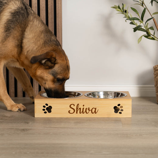 Futterstation Hund - personalisiert - Geschenkfreude