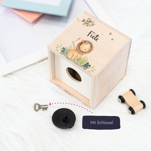 Holzspardose für Kinder Motiv Löwe - Geschenkfreude