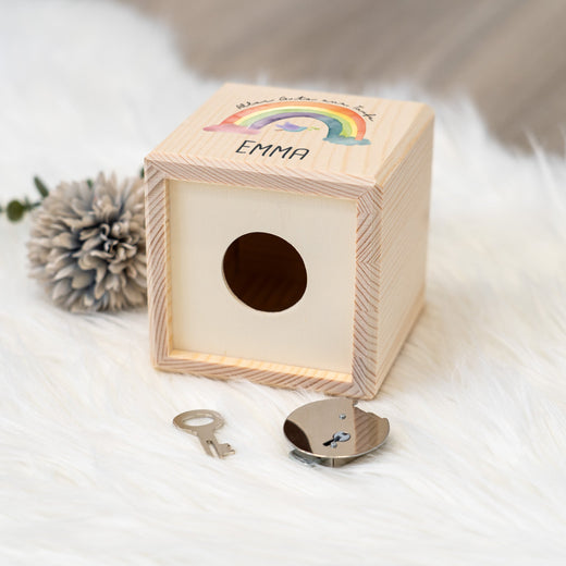 Spardose Kinder Personalisiert aus Holz Motiv Taufe mit Regenbogen  - Geschenkfreude