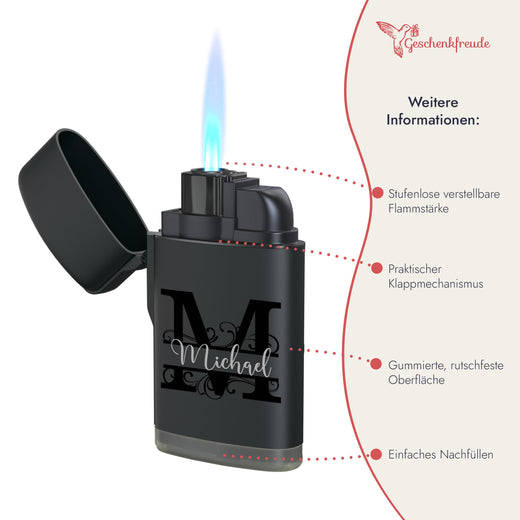Personalisiertes Sturmfeuerzeug mit Druck - Initialen - Monochrom - Geschenkfreude