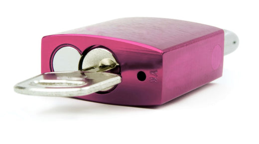 Pinkes Liebesschloss mit Gravur - Geschenkfreude