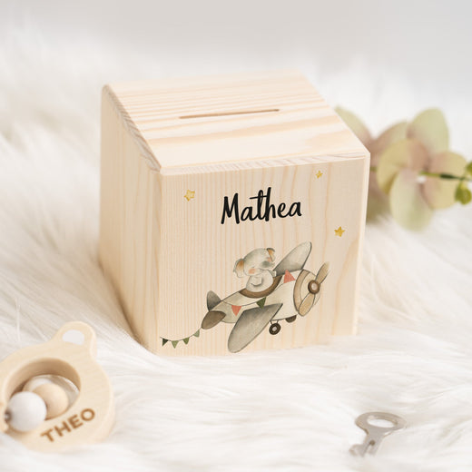Spardose Kinder Personalisiert aus Holz Flugzeug Motiv - Geschenkfreude