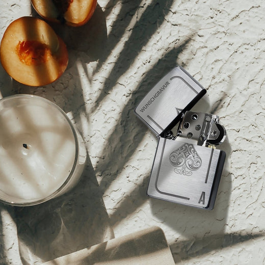 Zippo Feuerzeug mit Gravur | Brushed Steel | Karte  - Zippo