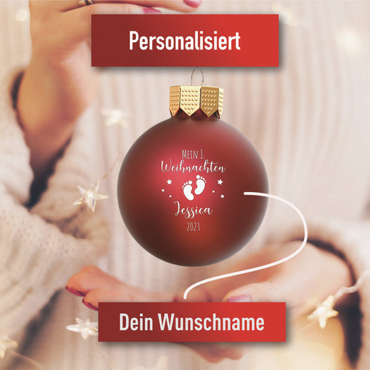 Personalisierte Weihnachtskugel Rot - Motiv Erstes Weihnachten  - Geschenkfreude